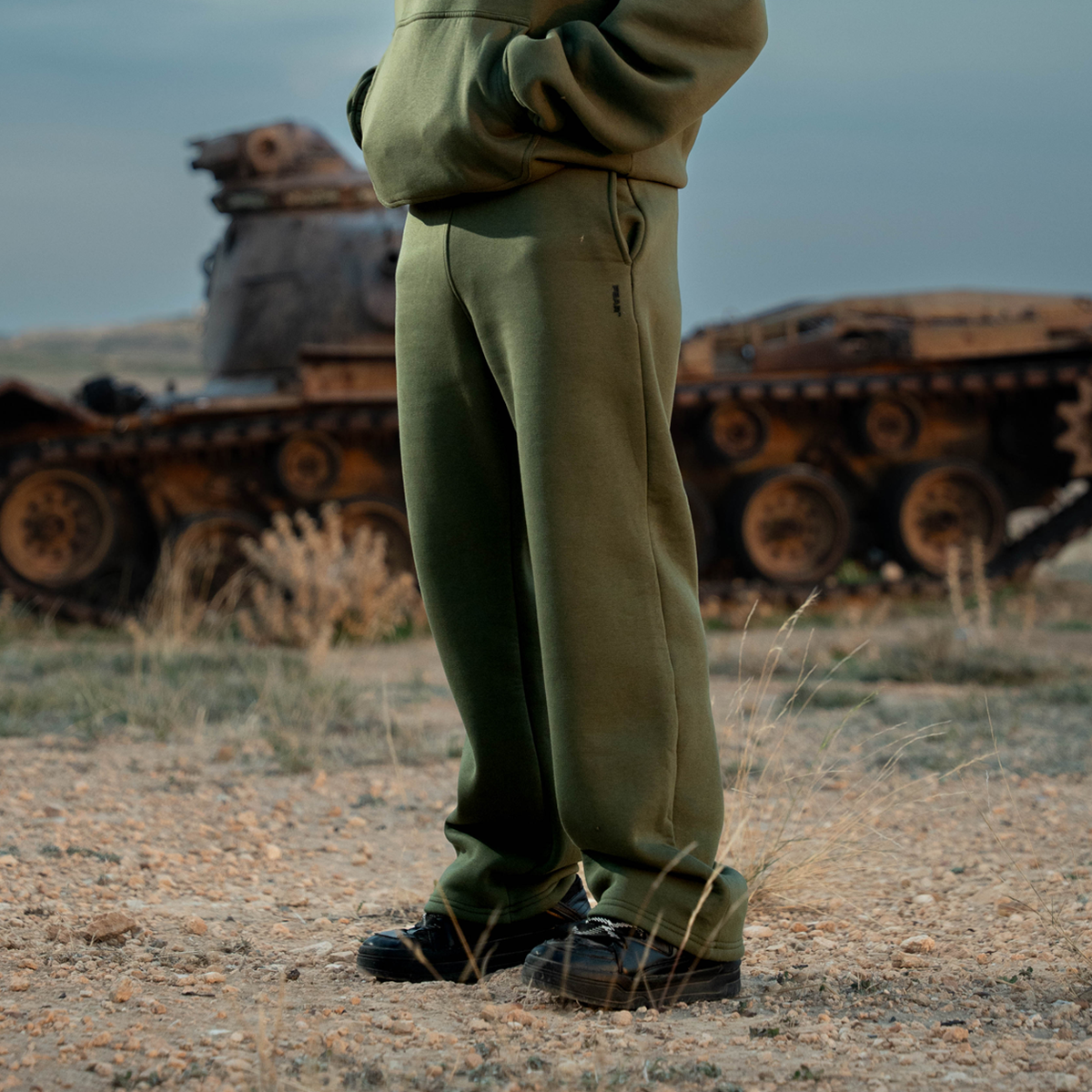 Green fear sweatpants